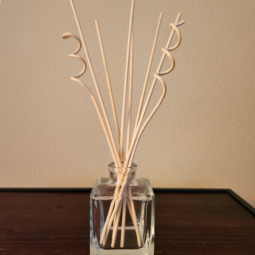 3.5 Oz. Elegant Reed Diffuser